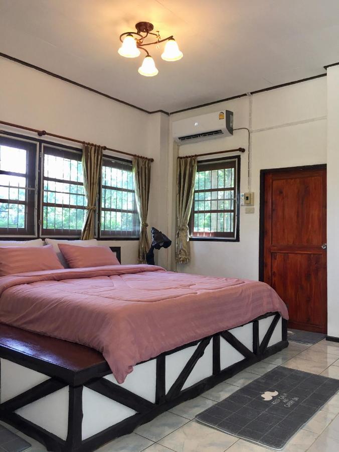 Nan Waterside Hong Bon Nern住宿加早餐旅馆 外观 照片